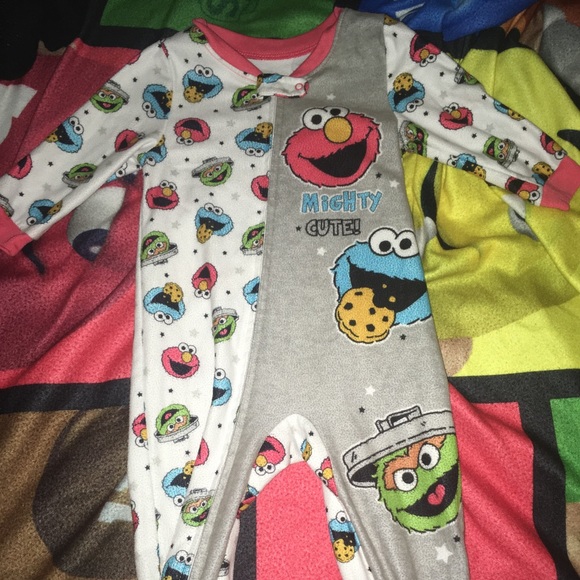 Sesame Street Other - 🍁Sesame Street PJ's